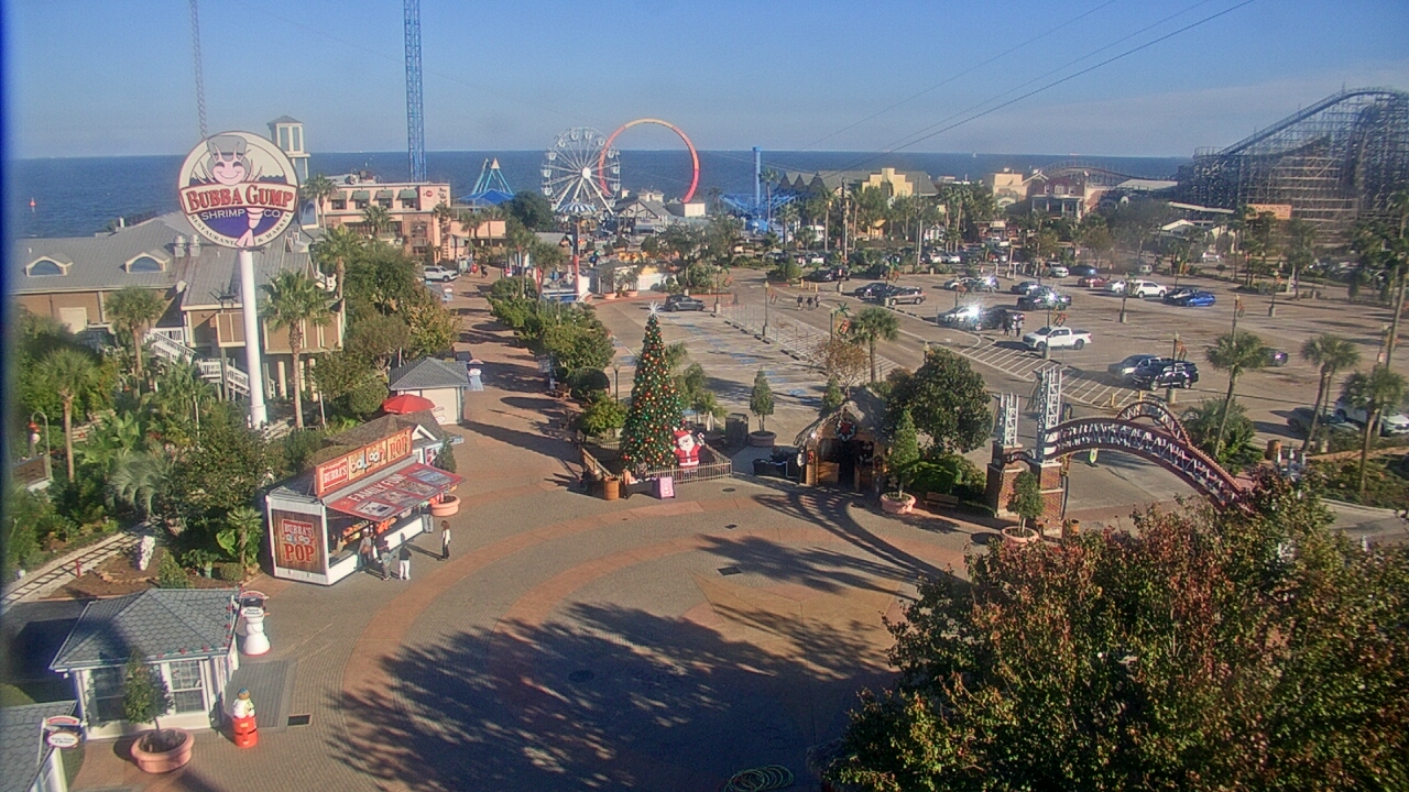 Thumbnail for current weather camera view from The Boardwalk Inn in Kemah, Texas