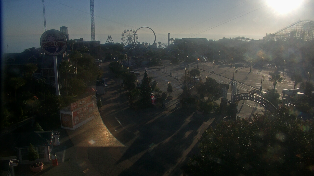 Thumbnail for current weather camera view from The Boardwalk Inn in Kemah, Texas