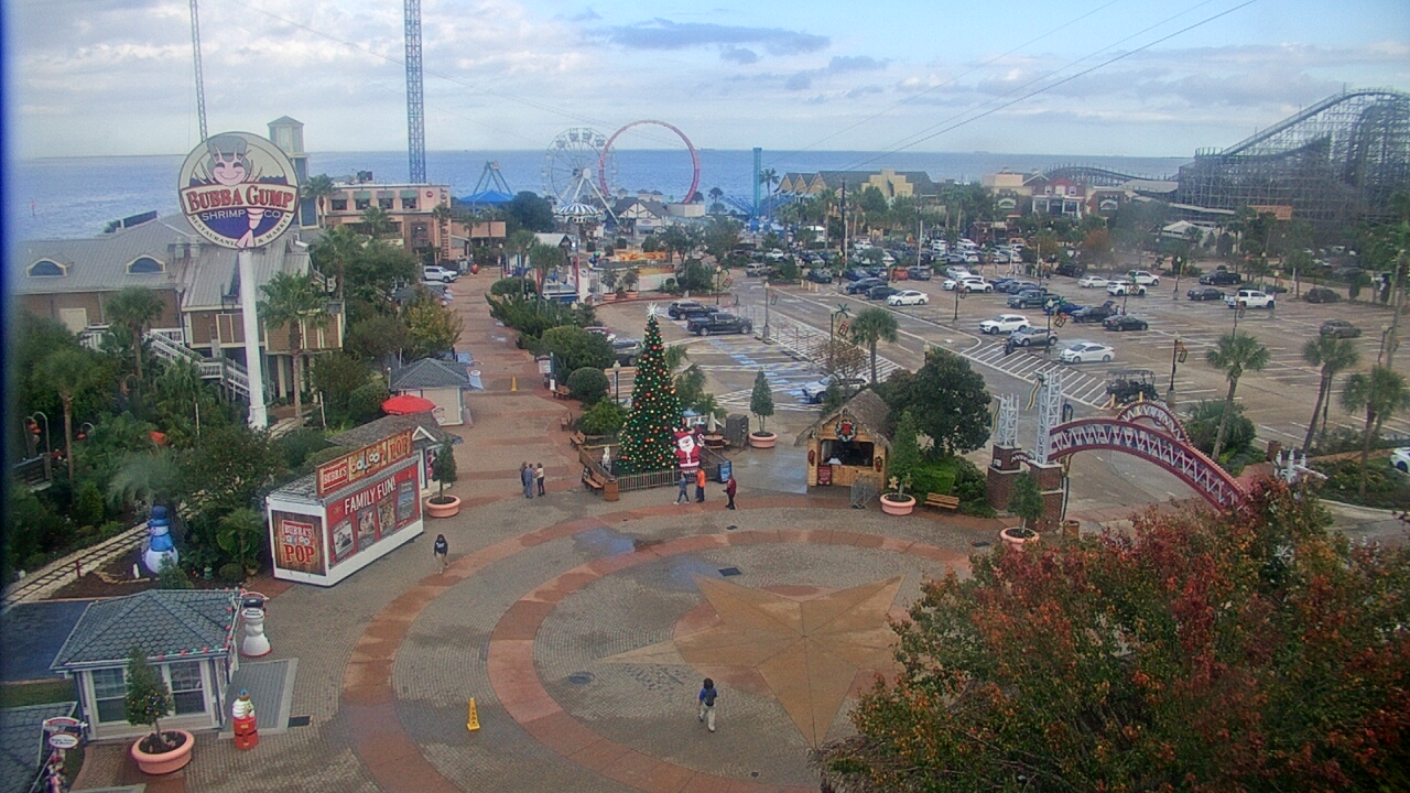 Thumbnail for current weather camera view from The Boardwalk Inn in Kemah, Texas