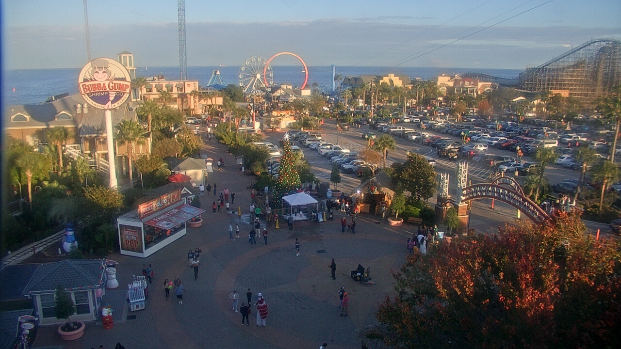 Thumbnail for current weather camera view from The Boardwalk Inn in Kemah, Texas