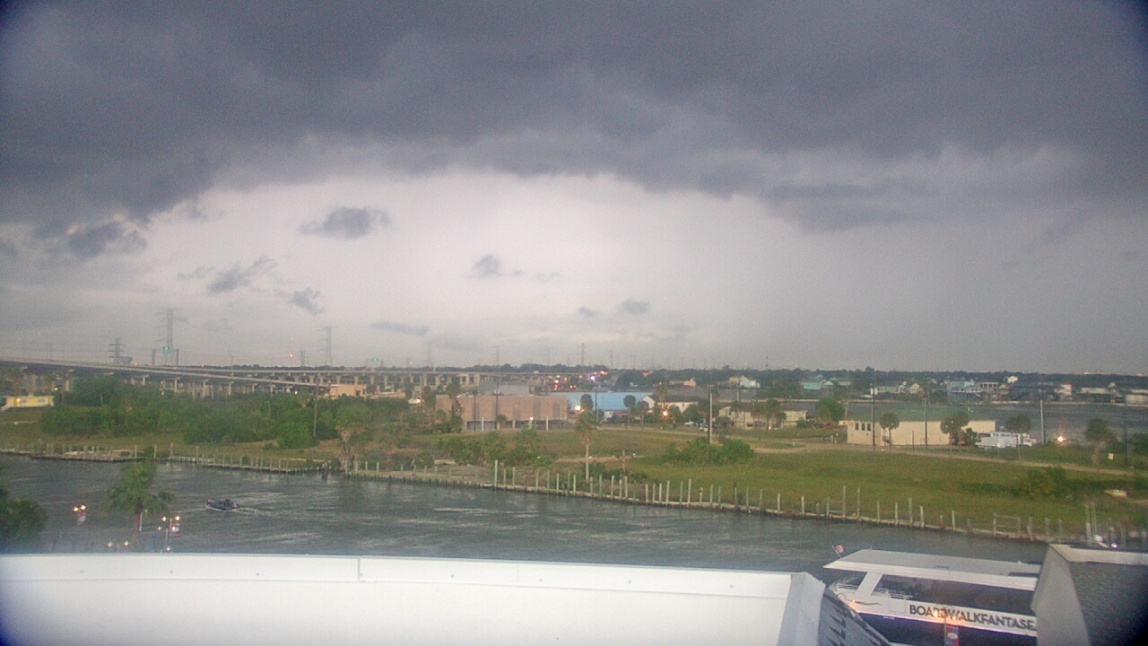 Thumbnail for current weather camera view from The Boardwalk Inn in Kemah, Texas