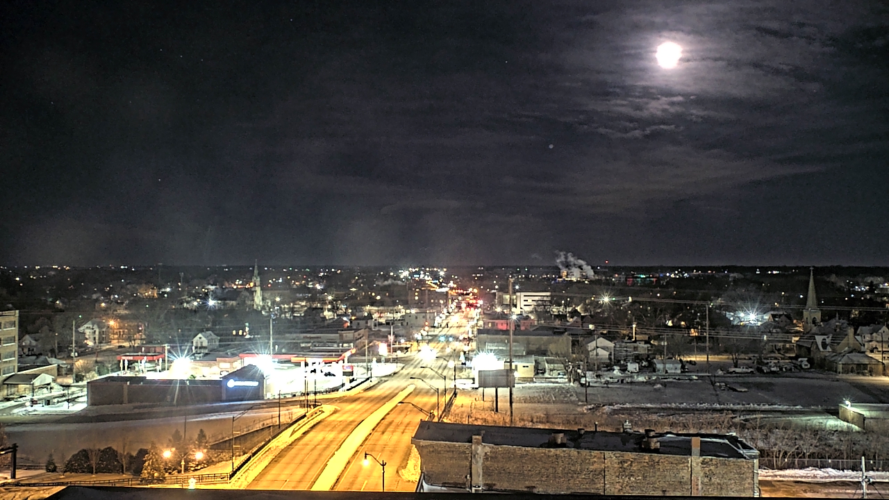 Thumbnail for current weather camera view from Kankakee County Administration Building in Kankakee, Illinois