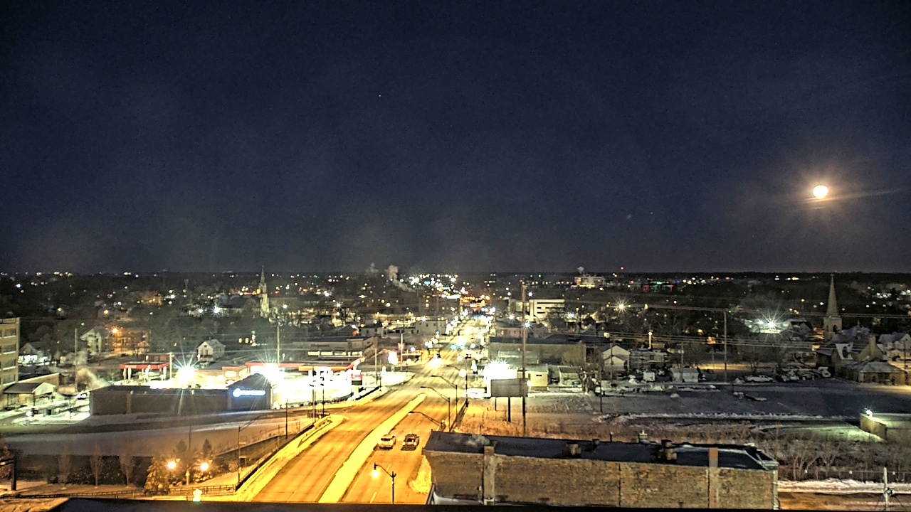 Thumbnail for current weather camera view from Kankakee County Administration Building in Kankakee, Illinois