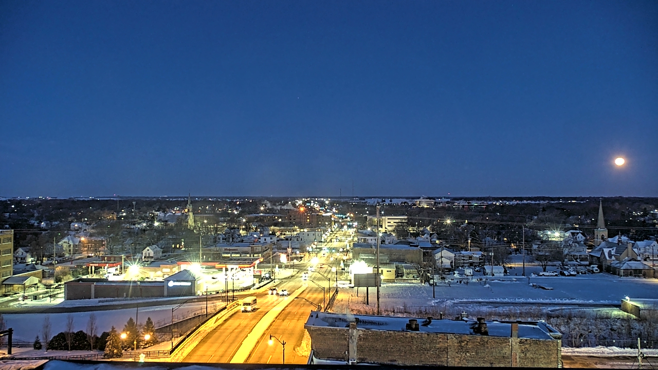 Thumbnail for current weather camera view from Kankakee County Administration Building in Kankakee, Illinois
