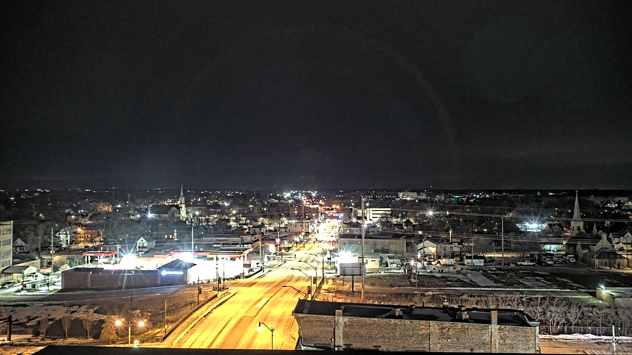 Thumbnail for current weather camera view from Kankakee County Administration Building in Kankakee, Illinois