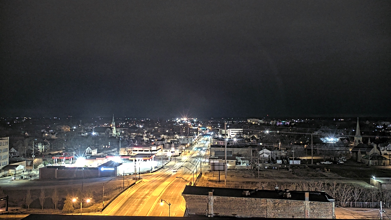 Thumbnail for current weather camera view from Kankakee County Administration Building in Kankakee, Illinois