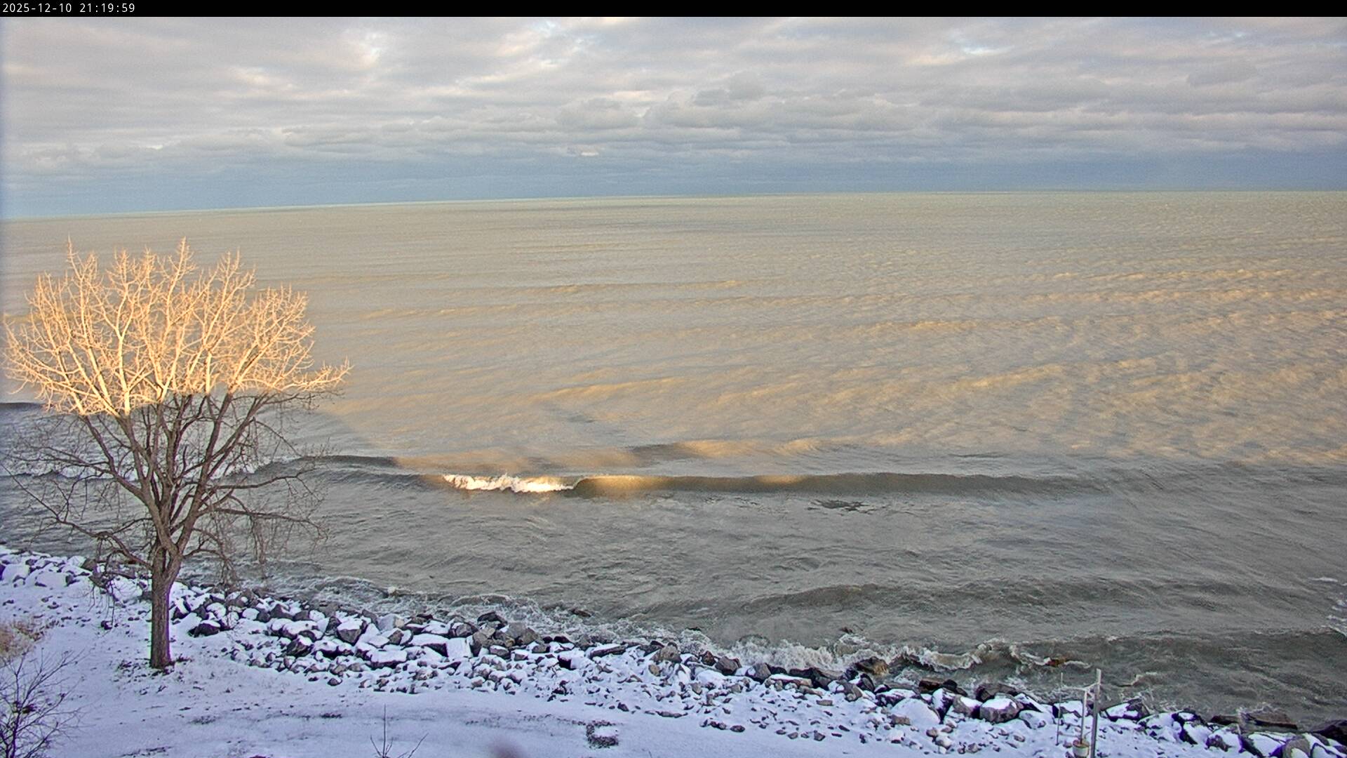Thumbnail for current weather camera view from Carthage College in Kenosha, Wisconsin