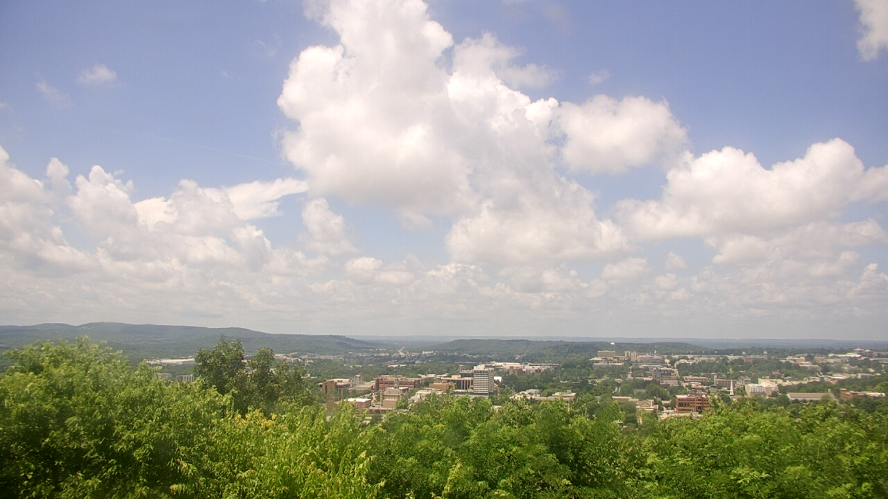 Thumbnail for current weather camera view from Mt. Sequoyah in Fayetteville, Arkansas