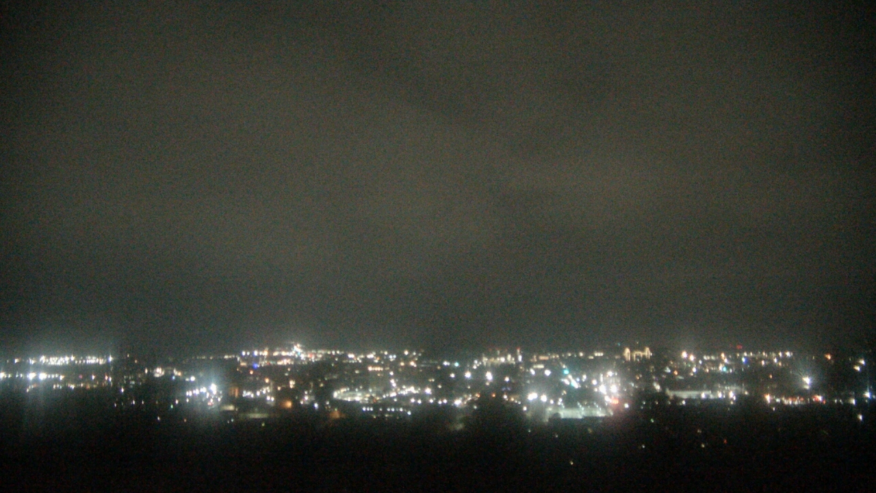 Thumbnail for current weather camera view from Mt. Sequoyah in Fayetteville, Arkansas