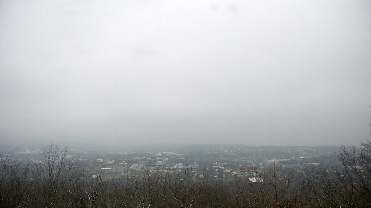 Thumbnail for current weather camera view from Mt. Sequoyah in Fayetteville, Arkansas