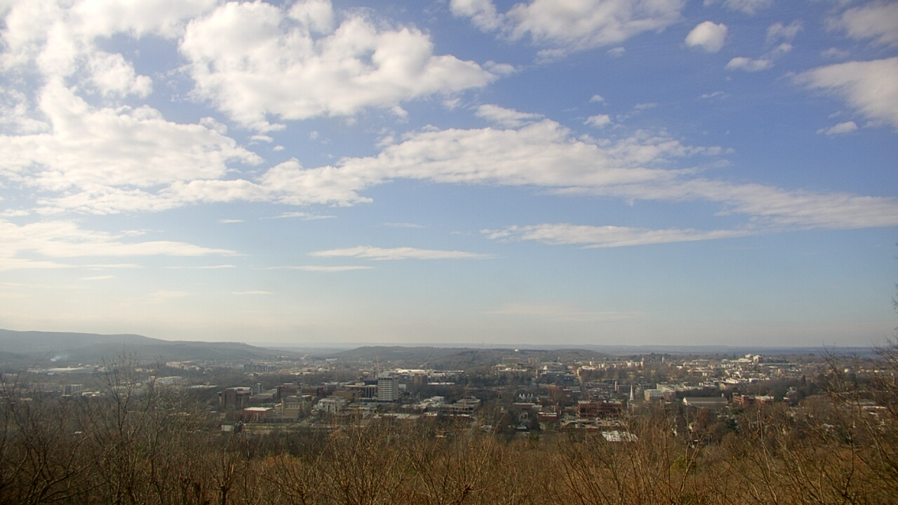 Thumbnail for current weather camera view from Mt. Sequoyah in Fayetteville, Arkansas