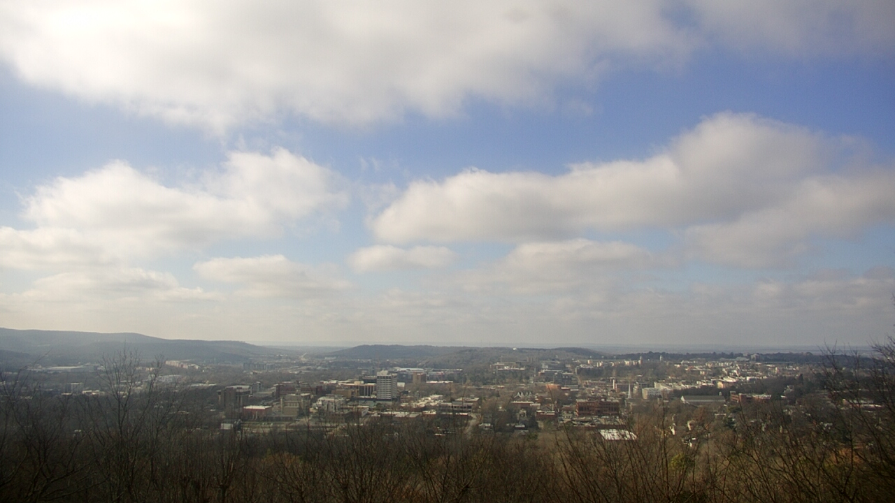 Thumbnail for current weather camera view from Mt. Sequoyah in Fayetteville, Arkansas