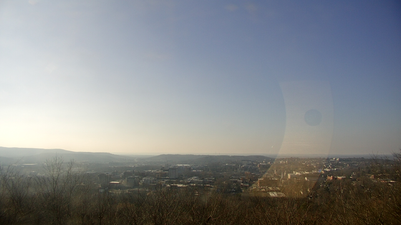 Thumbnail for current weather camera view from Mt. Sequoyah in Fayetteville, Arkansas