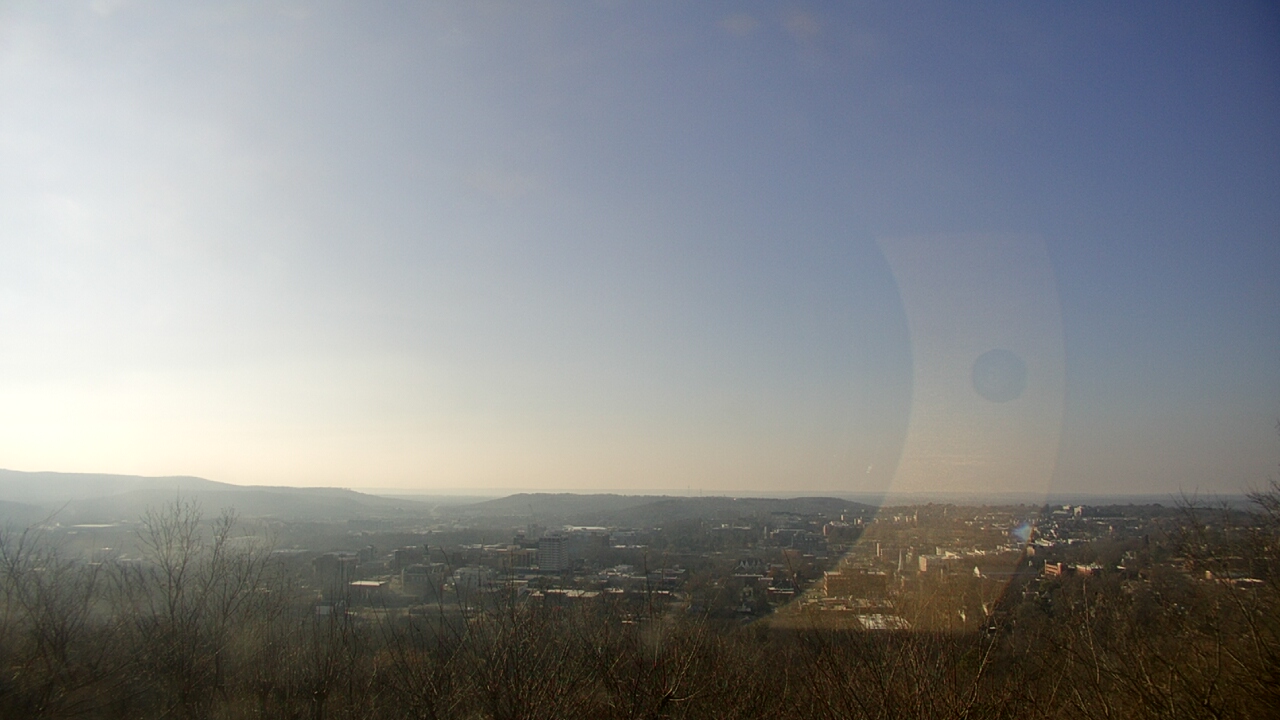Thumbnail for current weather camera view from Mt. Sequoyah in Fayetteville, Arkansas