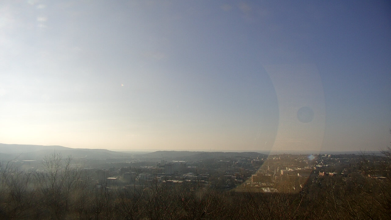 Thumbnail for current weather camera view from Mt. Sequoyah in Fayetteville, Arkansas