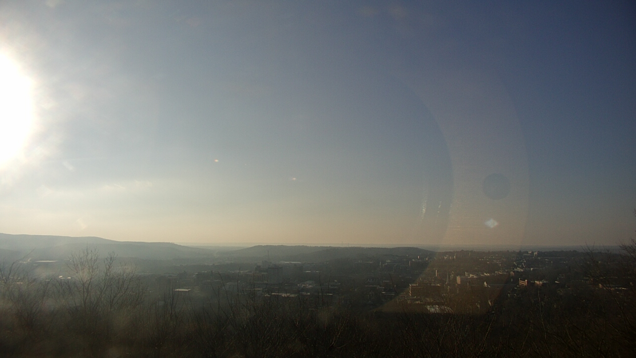 Thumbnail for current weather camera view from Mt. Sequoyah in Fayetteville, Arkansas