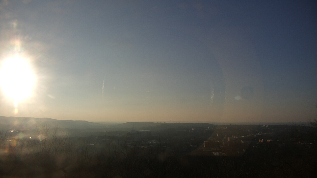 Thumbnail for current weather camera view from Mt. Sequoyah in Fayetteville, Arkansas