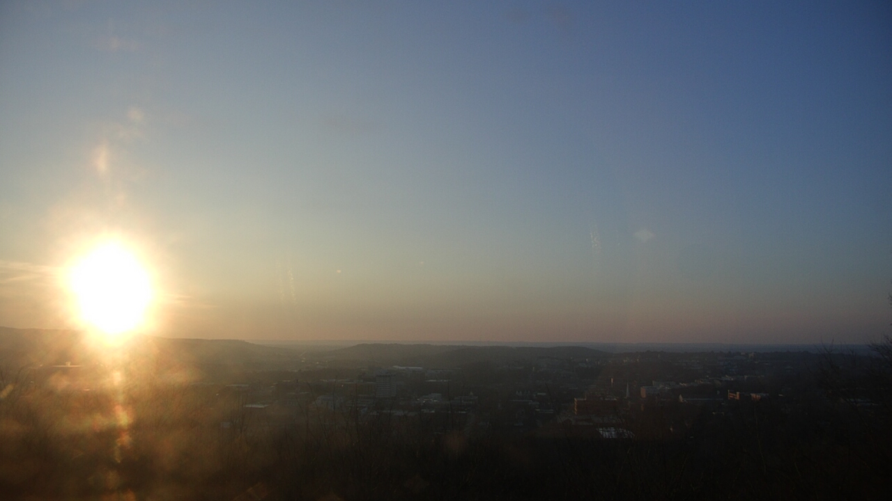 Thumbnail for current weather camera view from Mt. Sequoyah in Fayetteville, Arkansas