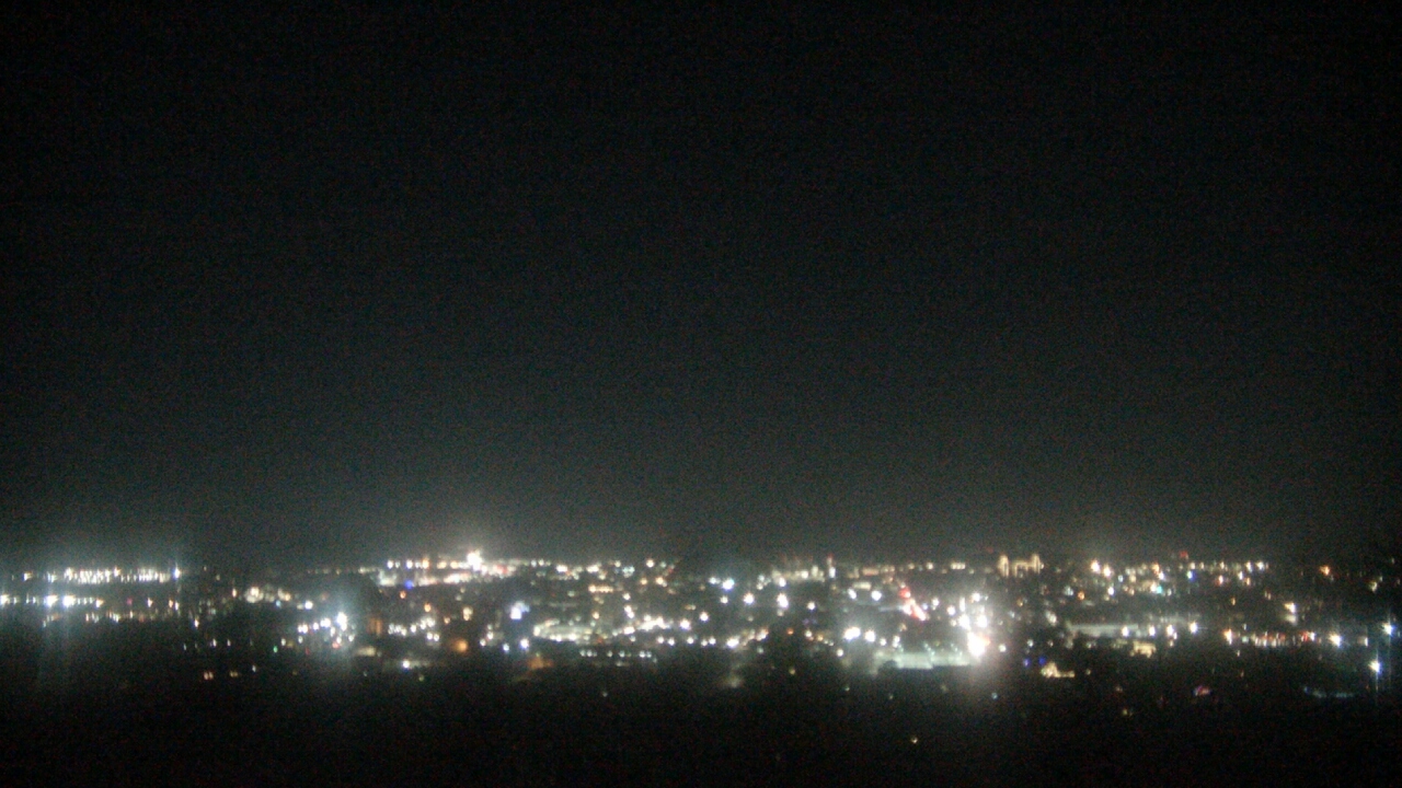 Thumbnail for current weather camera view from Mt. Sequoyah in Fayetteville, Arkansas