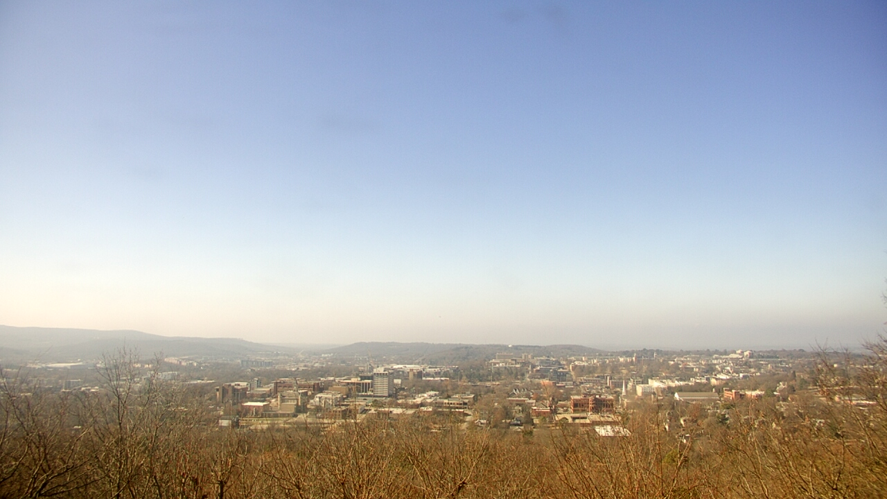 Thumbnail for current weather camera view from Mt. Sequoyah in Fayetteville, Arkansas