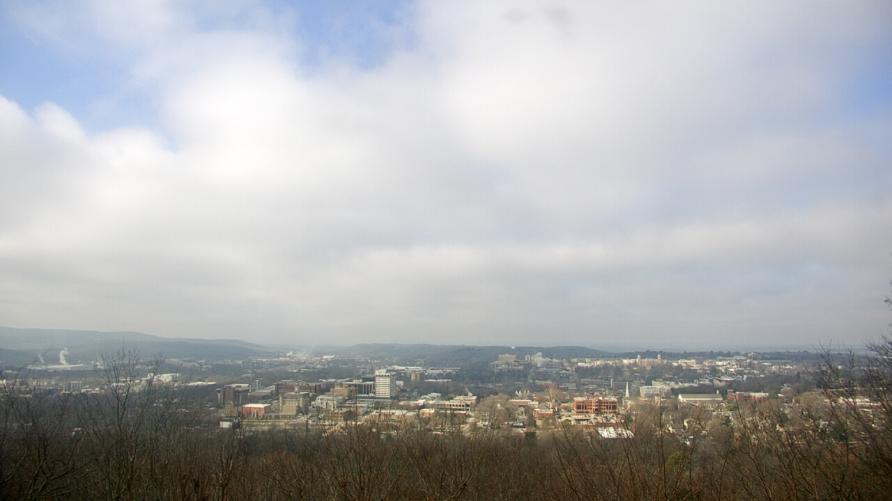 Thumbnail for current weather camera view from Mt. Sequoyah in Fayetteville, Arkansas