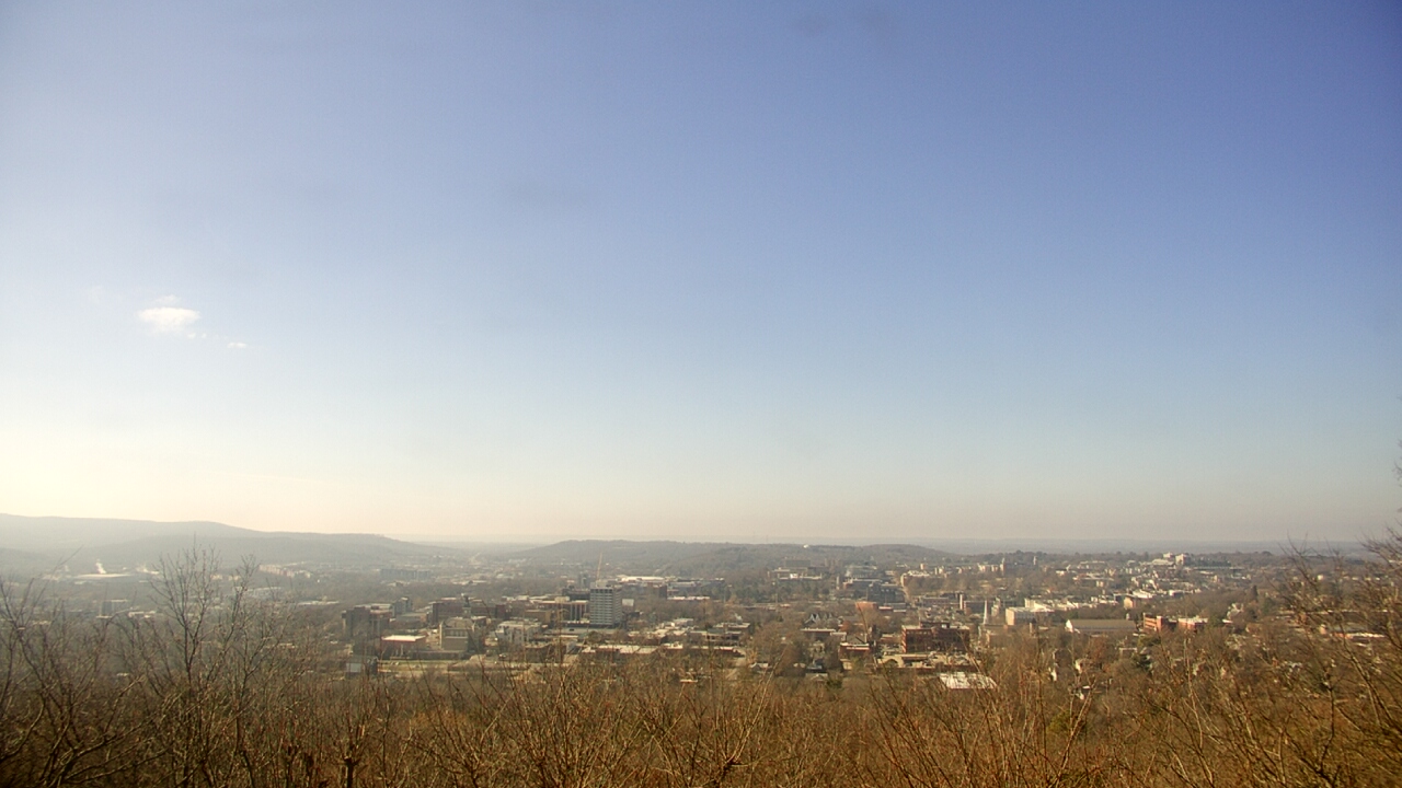 Thumbnail for current weather camera view from Mt. Sequoyah in Fayetteville, Arkansas