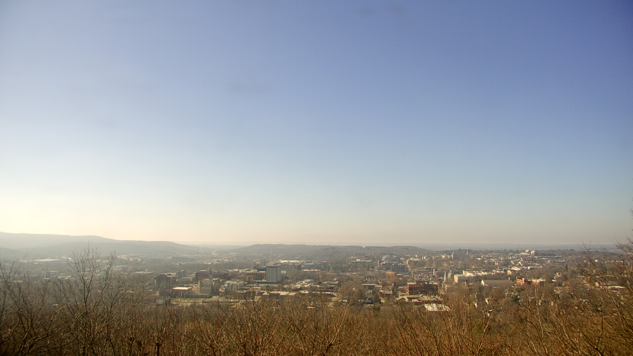 Thumbnail for current weather camera view from Mt. Sequoyah in Fayetteville, Arkansas