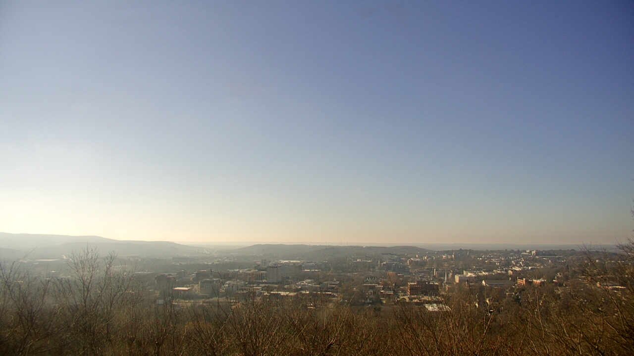 Thumbnail for current weather camera view from Mt. Sequoyah in Fayetteville, Arkansas