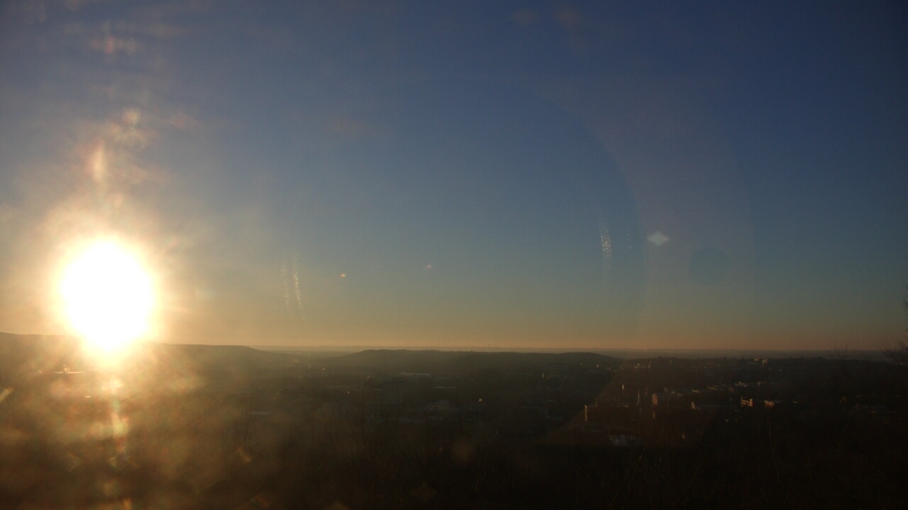Thumbnail for current weather camera view from Mt. Sequoyah in Fayetteville, Arkansas