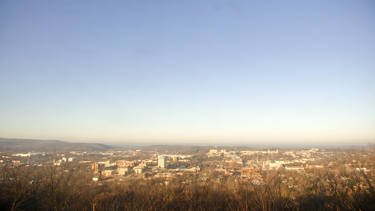 Thumbnail for current weather camera view from Mt. Sequoyah in Fayetteville, Arkansas