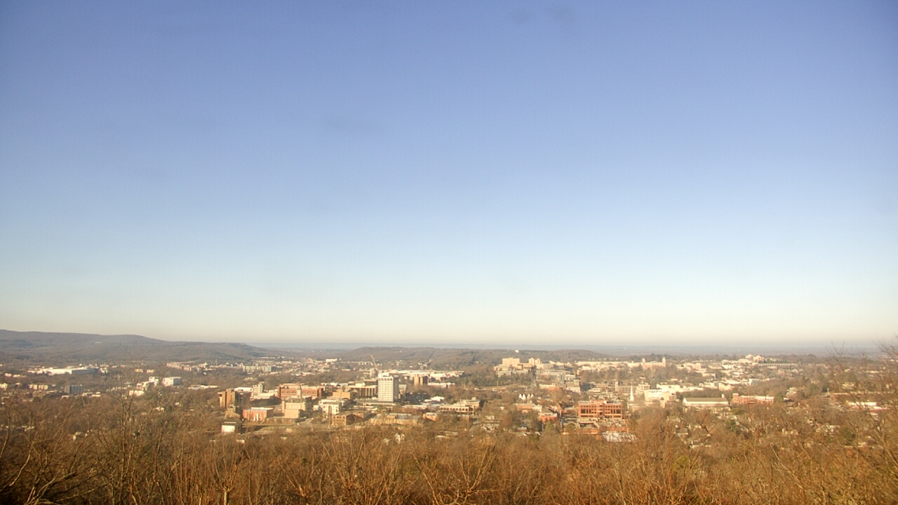 Thumbnail for current weather camera view from Mt. Sequoyah in Fayetteville, Arkansas