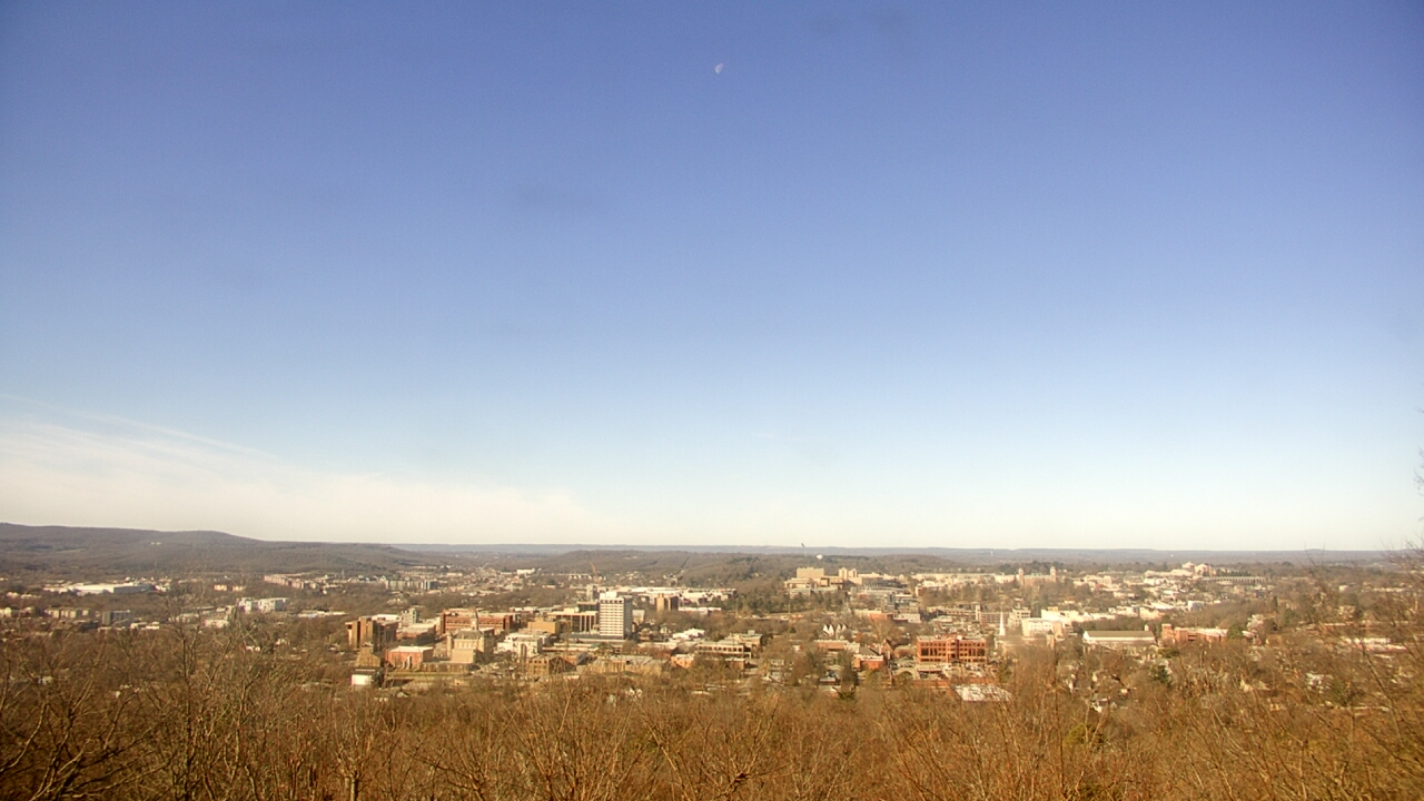 Thumbnail for current weather camera view from Mt. Sequoyah in Fayetteville, Arkansas