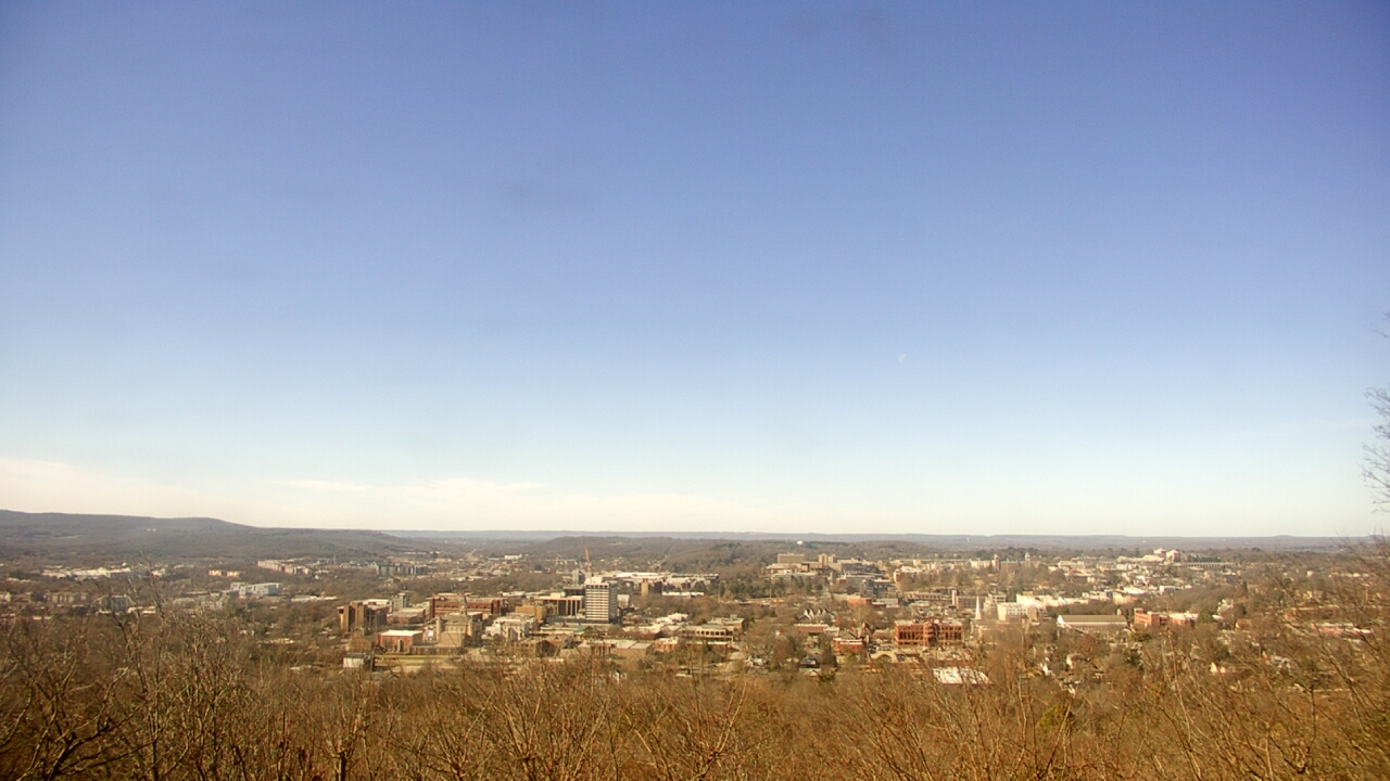 Thumbnail for current weather camera view from Mt. Sequoyah in Fayetteville, Arkansas