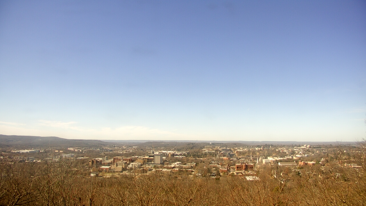 Thumbnail for current weather camera view from Mt. Sequoyah in Fayetteville, Arkansas