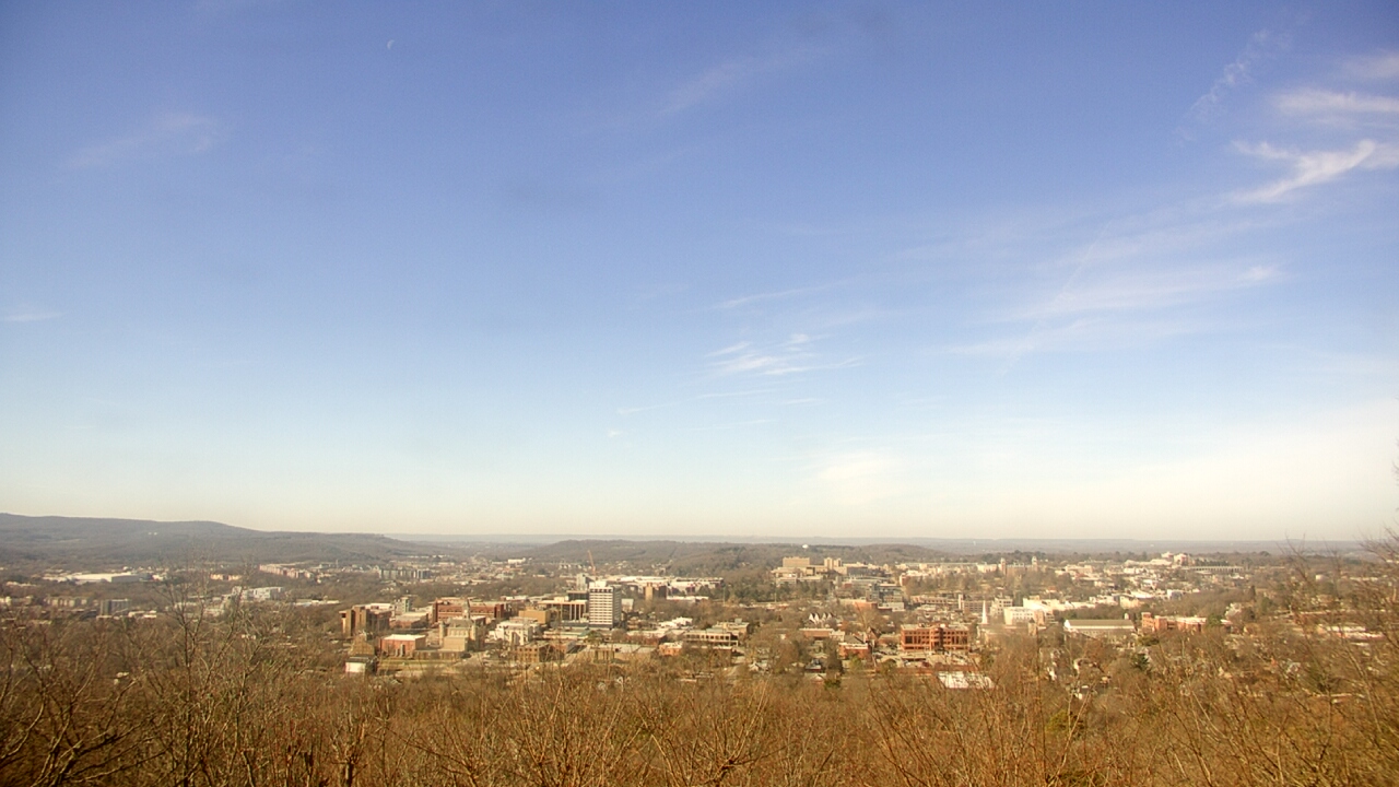 Thumbnail for current weather camera view from Mt. Sequoyah in Fayetteville, Arkansas