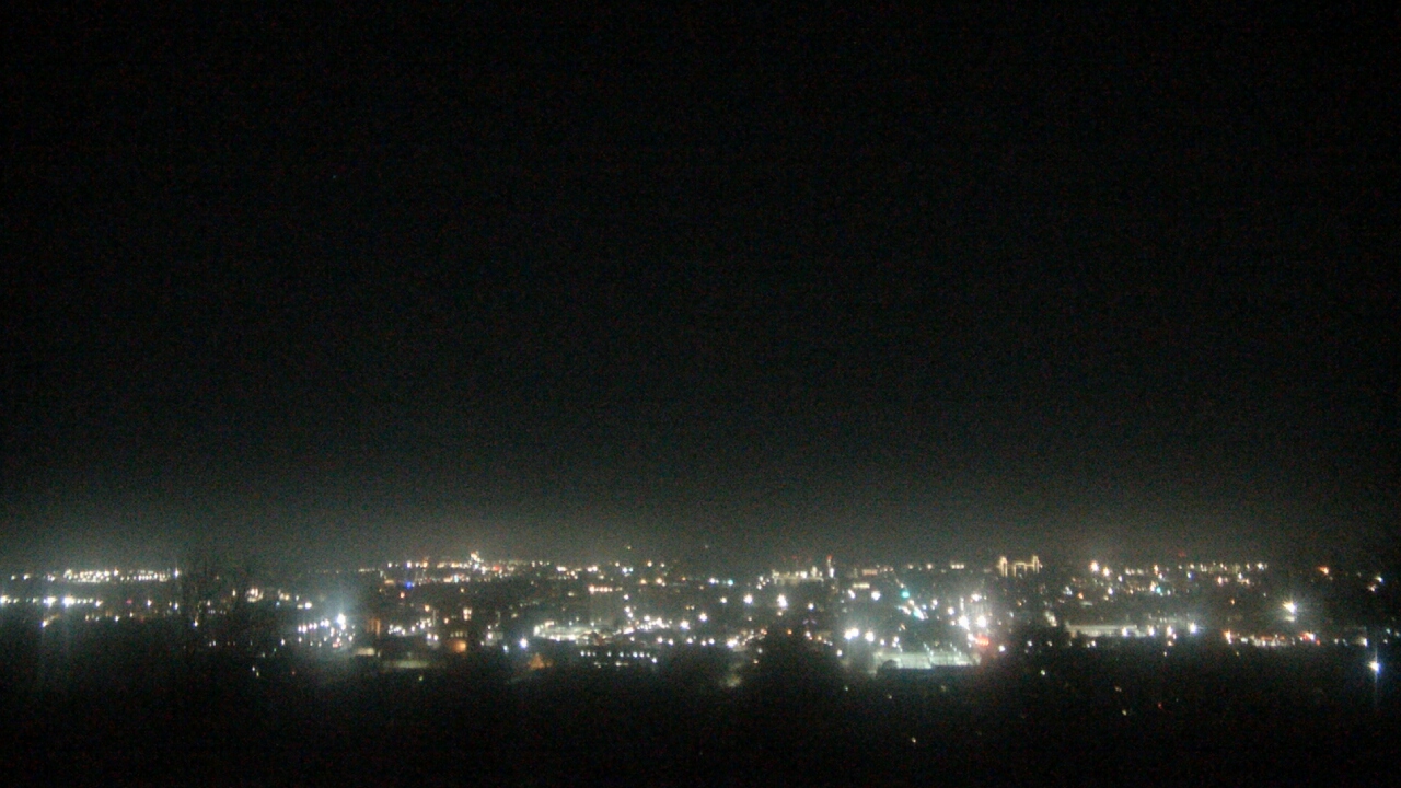 Thumbnail for current weather camera view from Mt. Sequoyah in Fayetteville, Arkansas