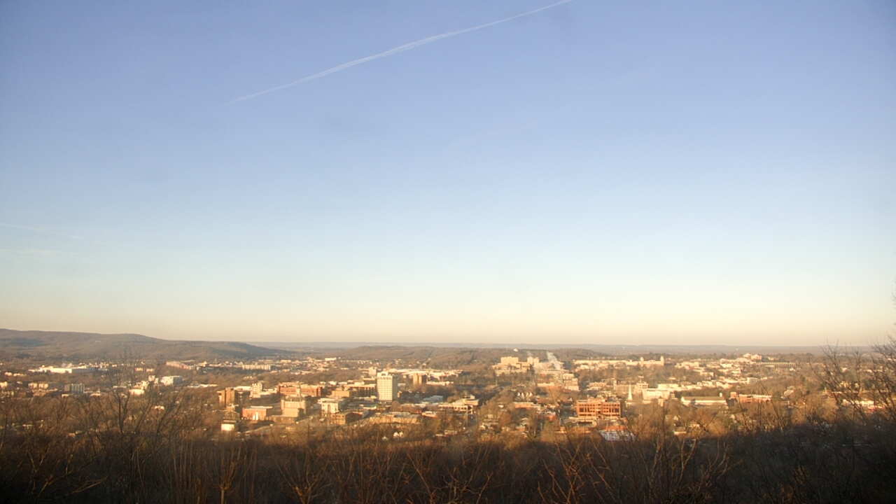 Thumbnail for current weather camera view from Mt. Sequoyah in Fayetteville, Arkansas