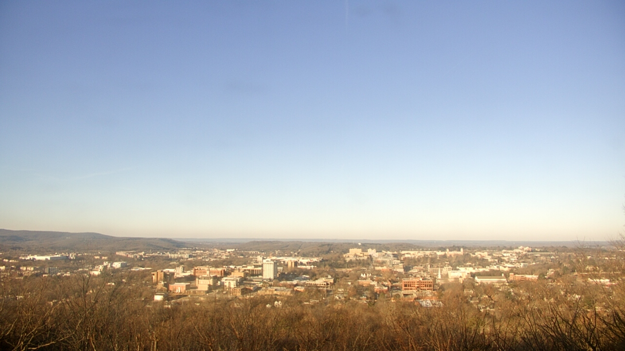 Thumbnail for current weather camera view from Mt. Sequoyah in Fayetteville, Arkansas