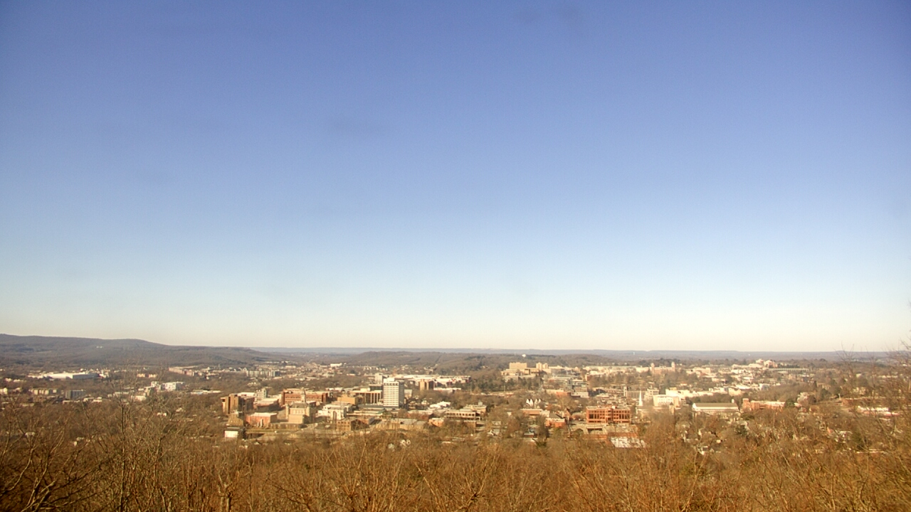 Thumbnail for current weather camera view from Mt. Sequoyah in Fayetteville, Arkansas