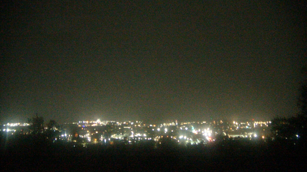 Thumbnail for current weather camera view from Mt. Sequoyah in Fayetteville, Arkansas