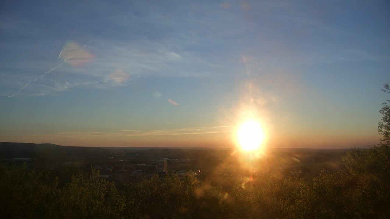 Thumbnail for current weather camera view from Mt. Sequoyah in Fayetteville, Arkansas