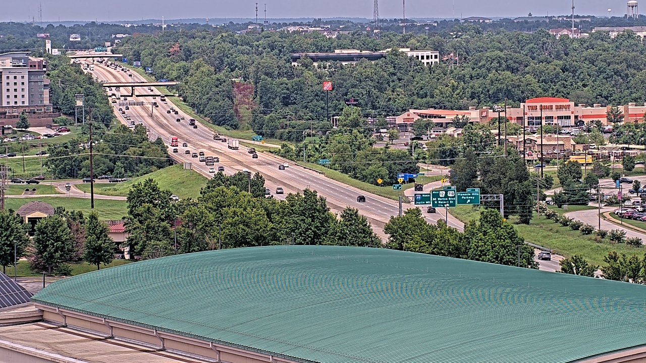 Thumbnail for current weather camera view from Pinnacle Pkwy Towers in Rogers, Arkansas