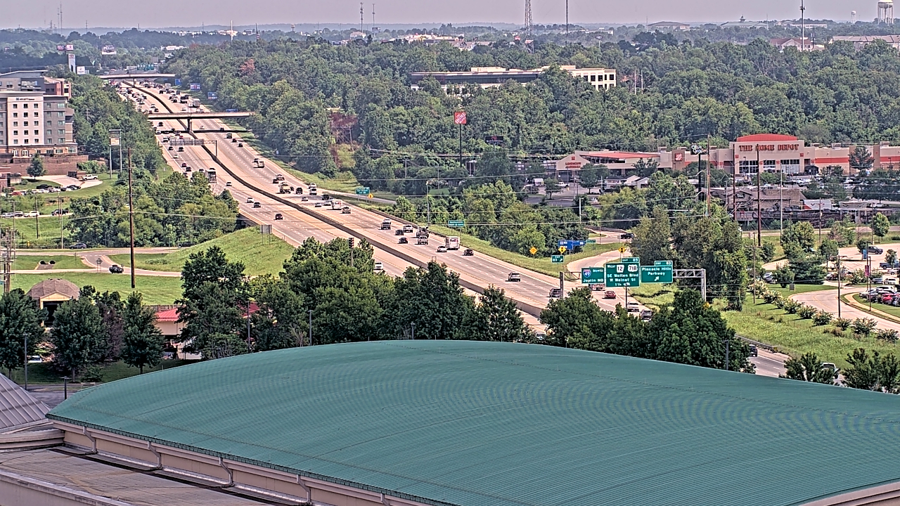 Thumbnail for current weather camera view from Pinnacle Pkwy Towers in Rogers, Arkansas