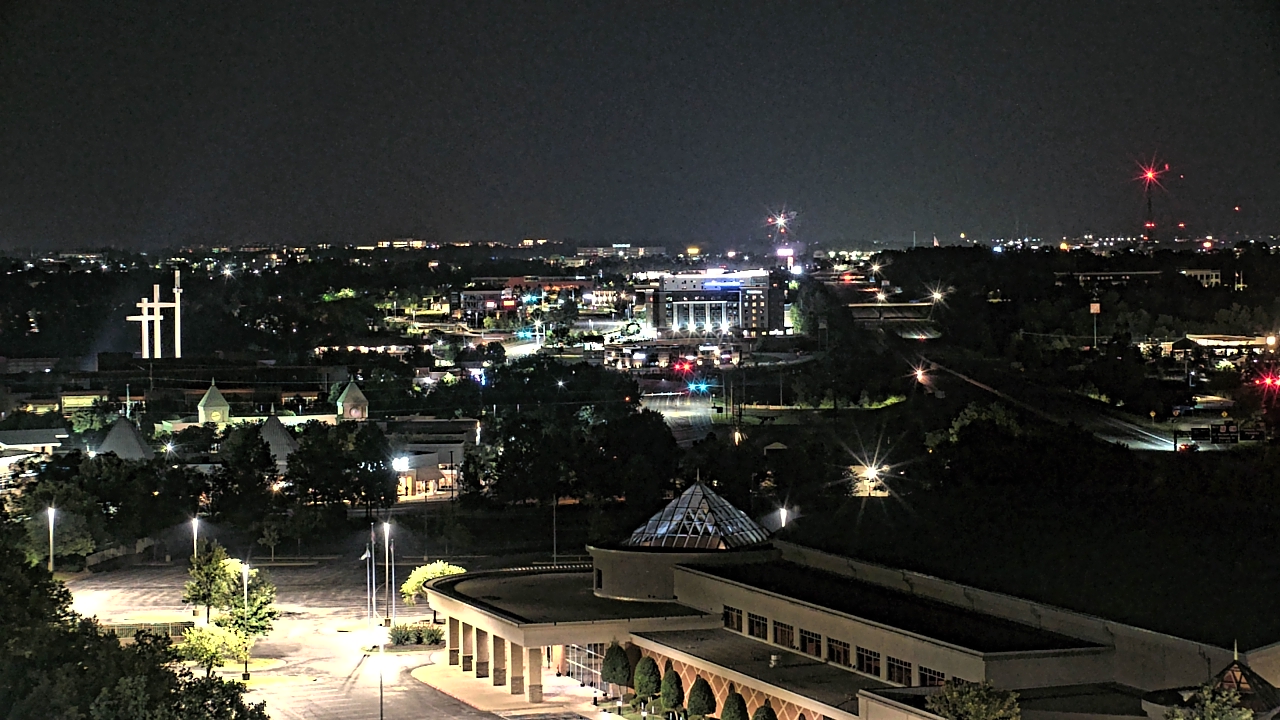 Thumbnail for current weather camera view from Pinnacle Pkwy Towers in Rogers, Arkansas