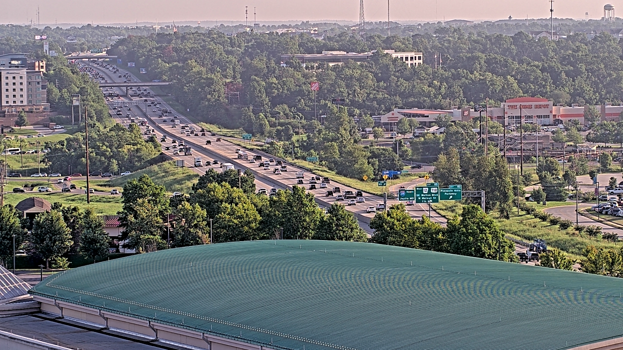 Thumbnail for current weather camera view from Pinnacle Pkwy Towers in Rogers, Arkansas