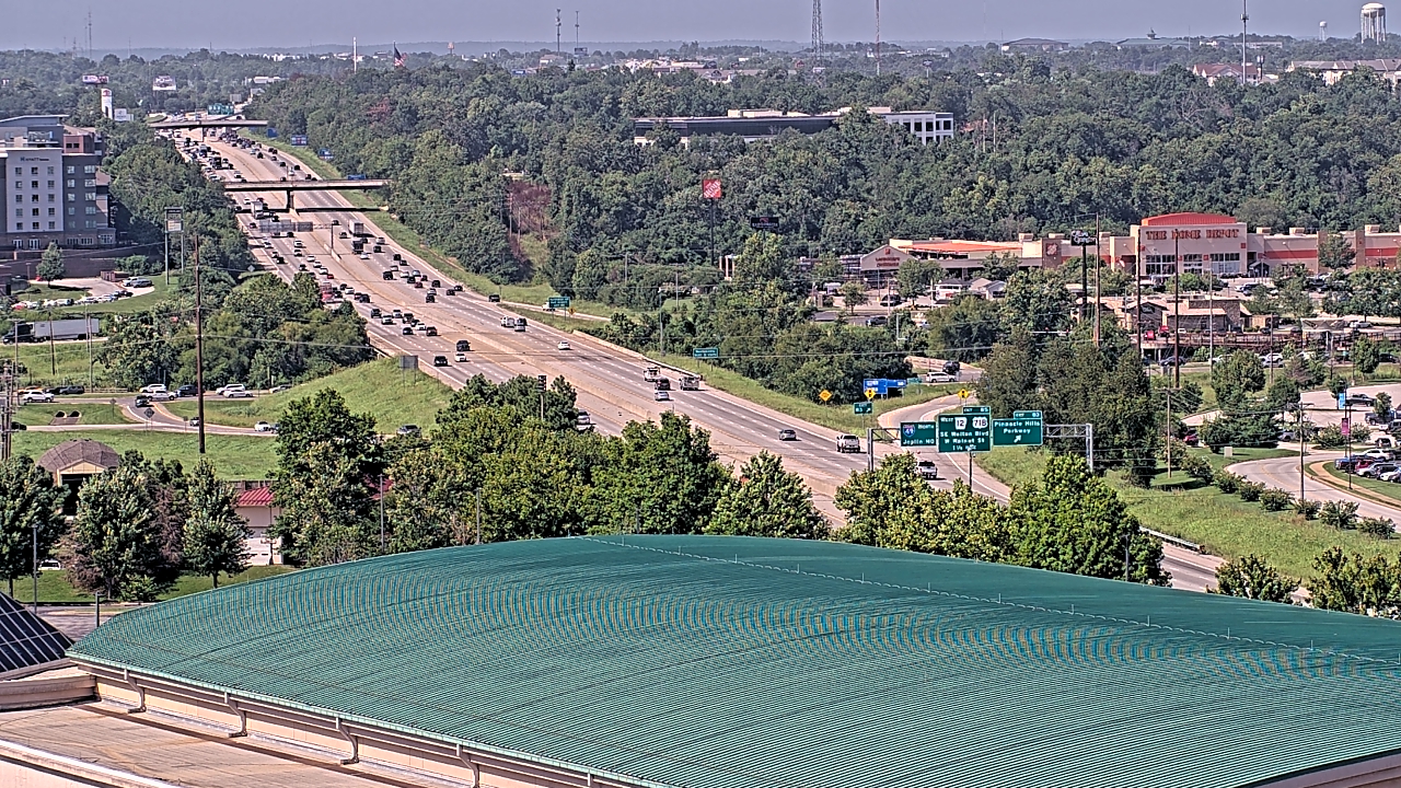 Thumbnail for current weather camera view from Pinnacle Pkwy Towers in Rogers, Arkansas