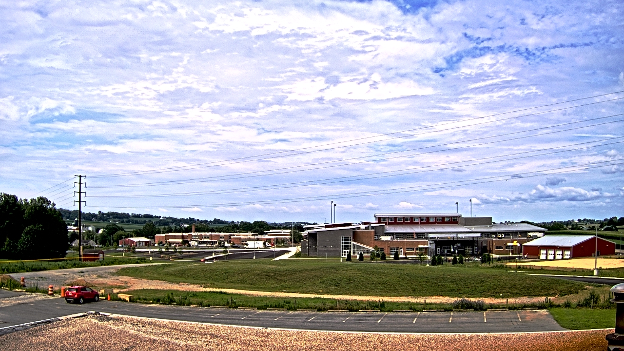 Thumbnail for current weather camera view from Pequea Valley IS in Gordonville, Pennsylvania