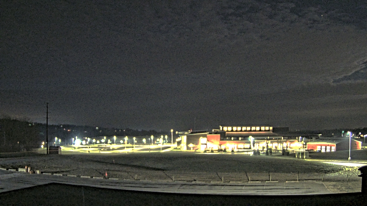 Thumbnail for current weather camera view from Pequea Valley IS in Gordonville, Pennsylvania