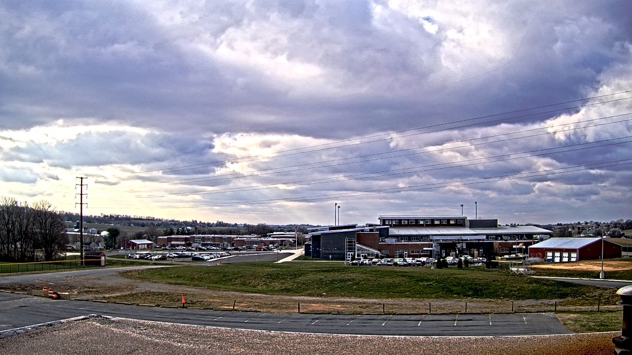 Thumbnail for current weather camera view from Pequea Valley IS in Gordonville, Pennsylvania