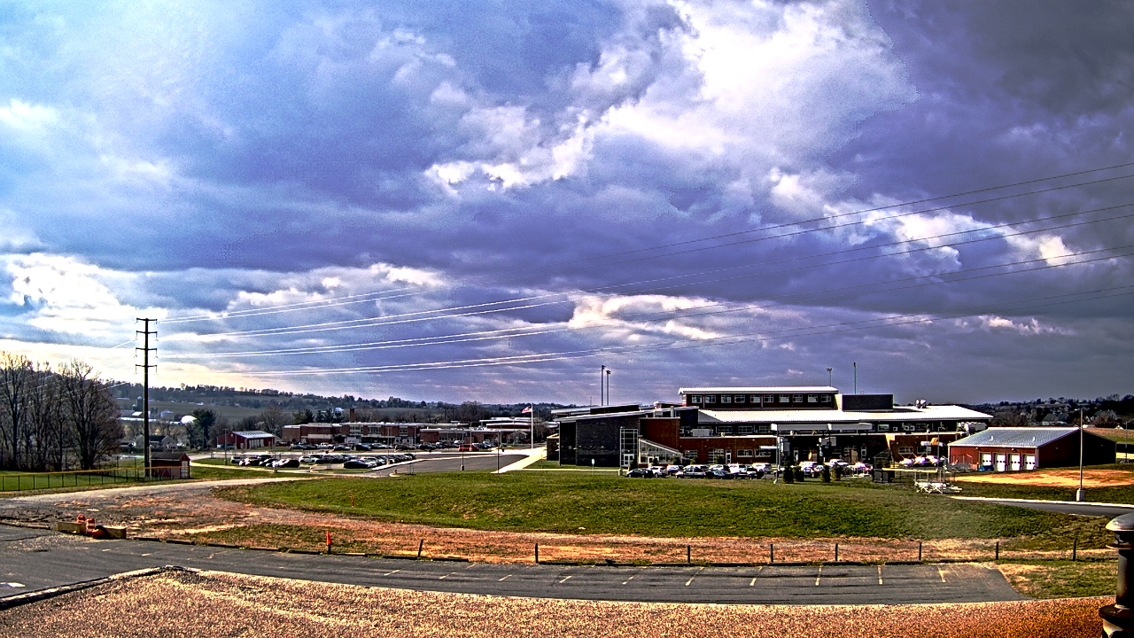 Thumbnail for current weather camera view from Pequea Valley IS in Gordonville, Pennsylvania